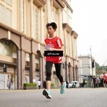 Runner Photo 8087201
