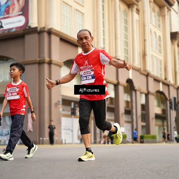 Runner Photo 8087213