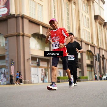 Runner Photo 8087217