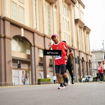 Runner Photo 8087221