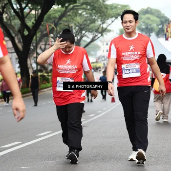 Runner Photo 8087224