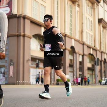 Runner Photo 8087226