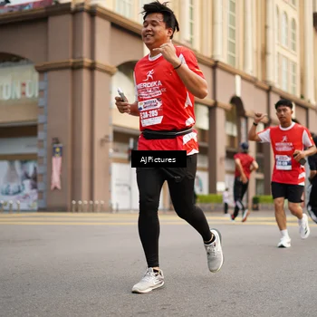 Runner Photo 8087228