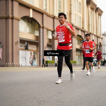 Runner Photo 8087234