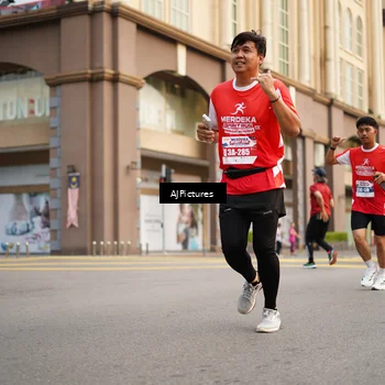 Runner Photo 8087235