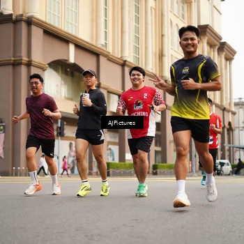 Runner Photo 8087236