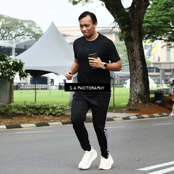 Runner Photo 8087237