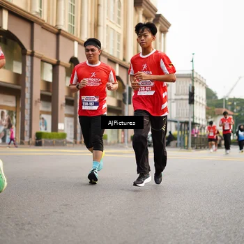 Runner Photo 8087243