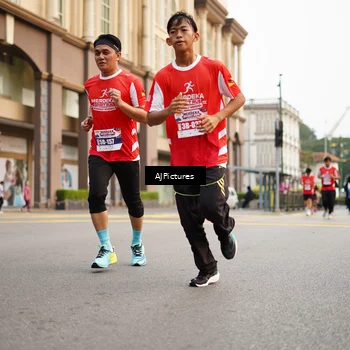 Runner Photo 8087246