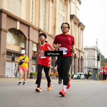Runner Photo 8087247