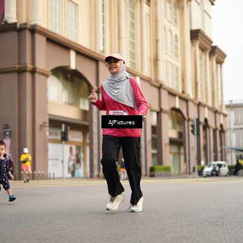 Runner Photo 8087258
