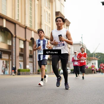 Runner Photo 8087260