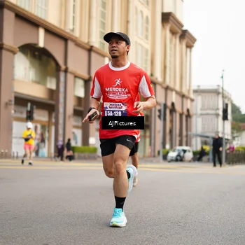 Runner Photo 8087263
