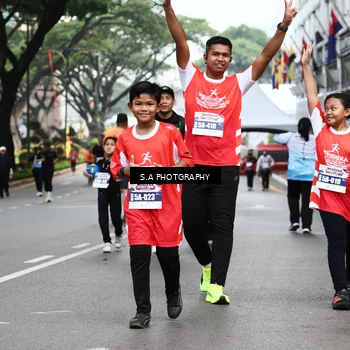 Runner Photo 8087266
