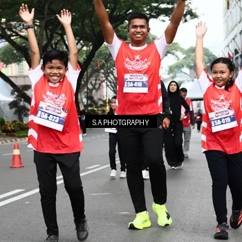Runner Photo 8087283