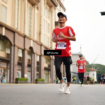 Runner Photo 8087302