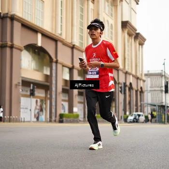 Runner Photo 8087305