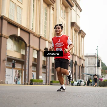 Runner Photo 8087312