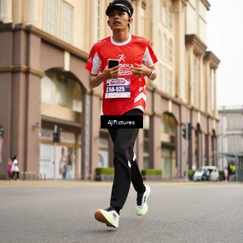 Runner Photo 8087316
