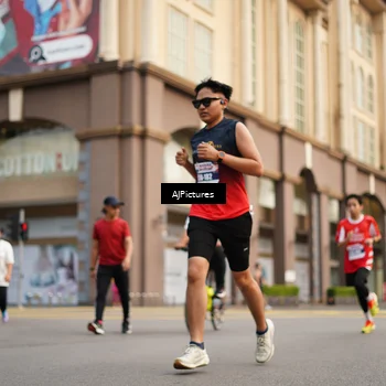 Runner Photo 8087318