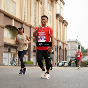 Runner Photo 8087325