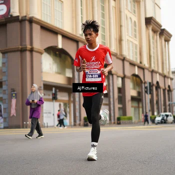 Runner Photo 8087332