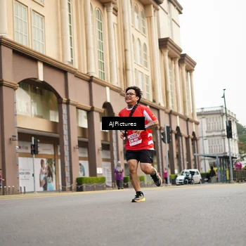 Runner Photo 8087338