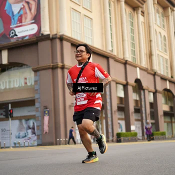 Runner Photo 8087340