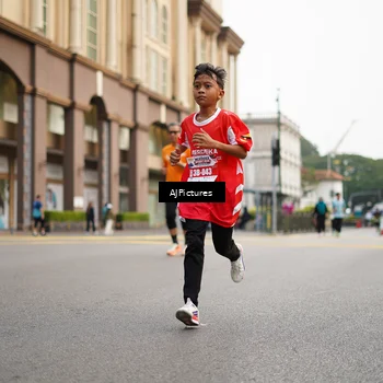 Runner Photo 8087342