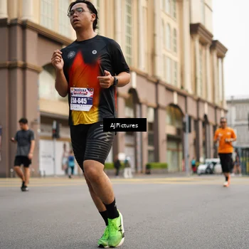 Runner Photo 8087344