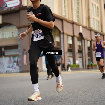 Runner Photo 8087346