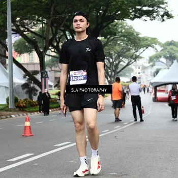 Runner Photo 8087348