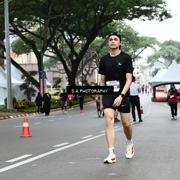 Runner Photo 8087350