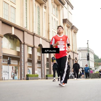 Runner Photo 8087358