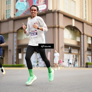 Runner Photo 8087364