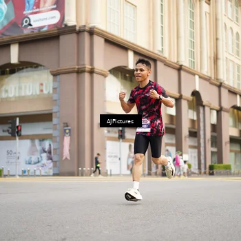 Runner Photo 8087368