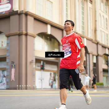 Runner Photo 8087373