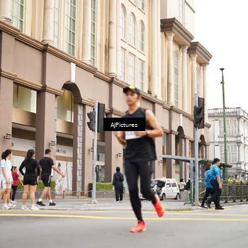 Runner Photo 8087374