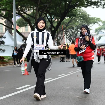 Runner Photo 8087375