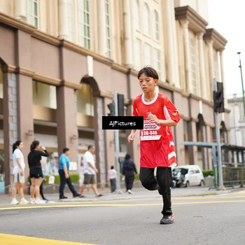 Runner Photo 8087378