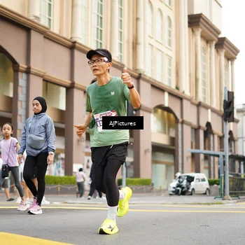 Runner Photo 8087380
