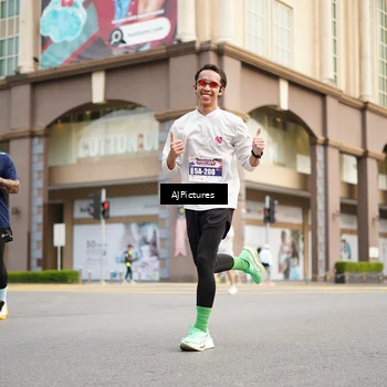 Runner Photo 8087381