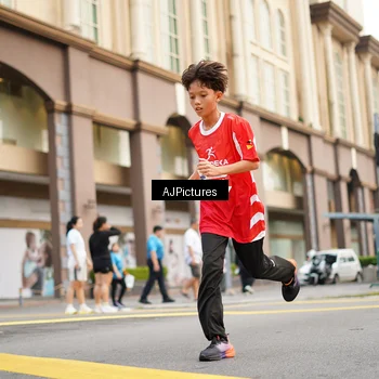 Runner Photo 8087383