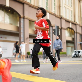 Runner Photo 8087386