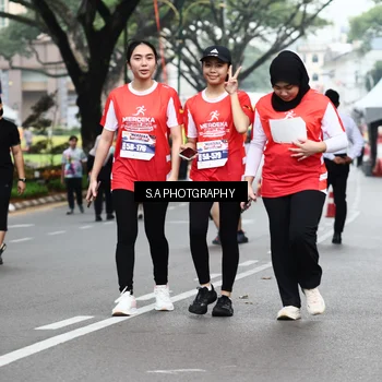 Runner Photo 8087388