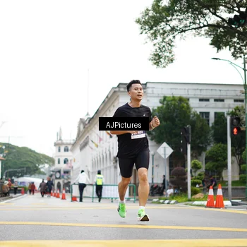 Runner Photo 8087423