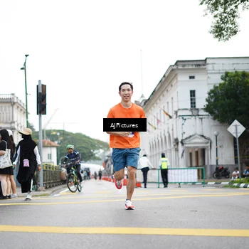 Runner Photo 8087429