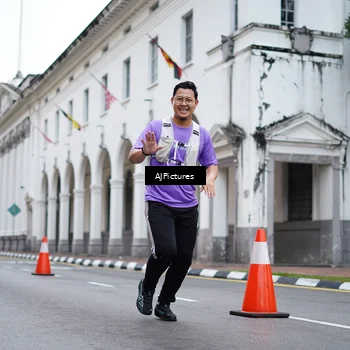 Runner Photo 8087435