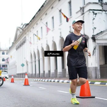 Runner Photo 8087459