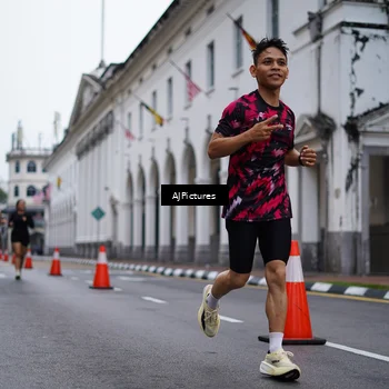 Runner Photo 8087461